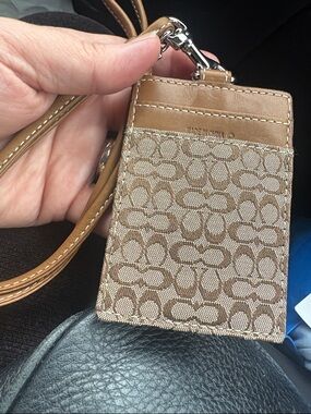 Coach Signature PrintLeather Lanyard ID Holder Rare